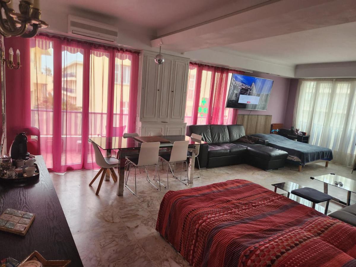 Big Apart 140M2 5Min Walk To Beach Sea &Promenade 3 Double Rooms,Big Living Room 42M2, 3 Showers,9 Beds, Free Parking Nice Eksteriør billede